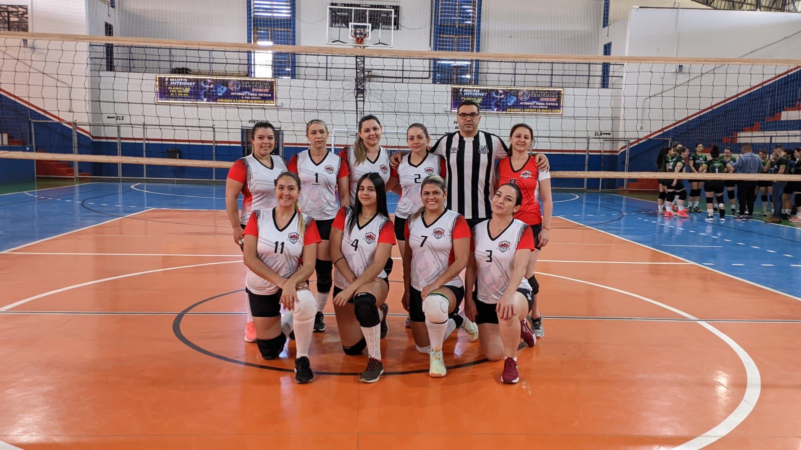 Representante do vôlei feminino de Naviraí para os Jogos